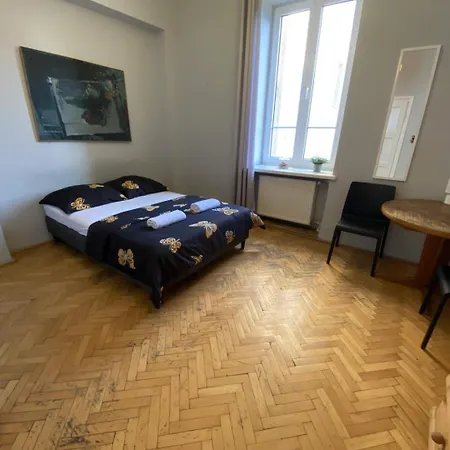 Fantastic-inn - Gorskiego * Варшава